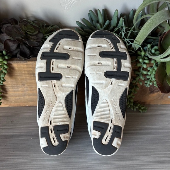 Lands End - Light Wear Toggle Athletic Shoe in Black & White - Picture 9 of 9